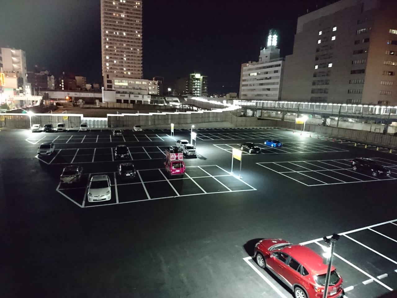 立派な駐車場