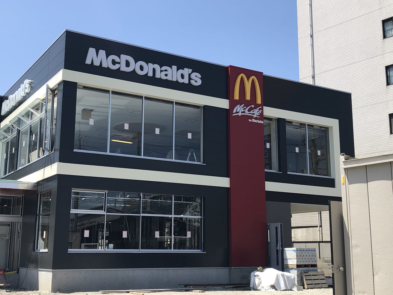 マクドナルド赤川店